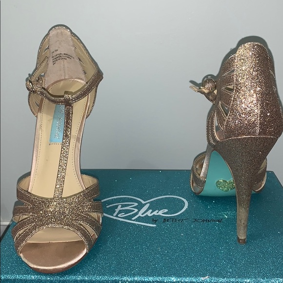 Betsey Johnson SB-Tee pumps, champagne size 7 - Picture 2 of 3